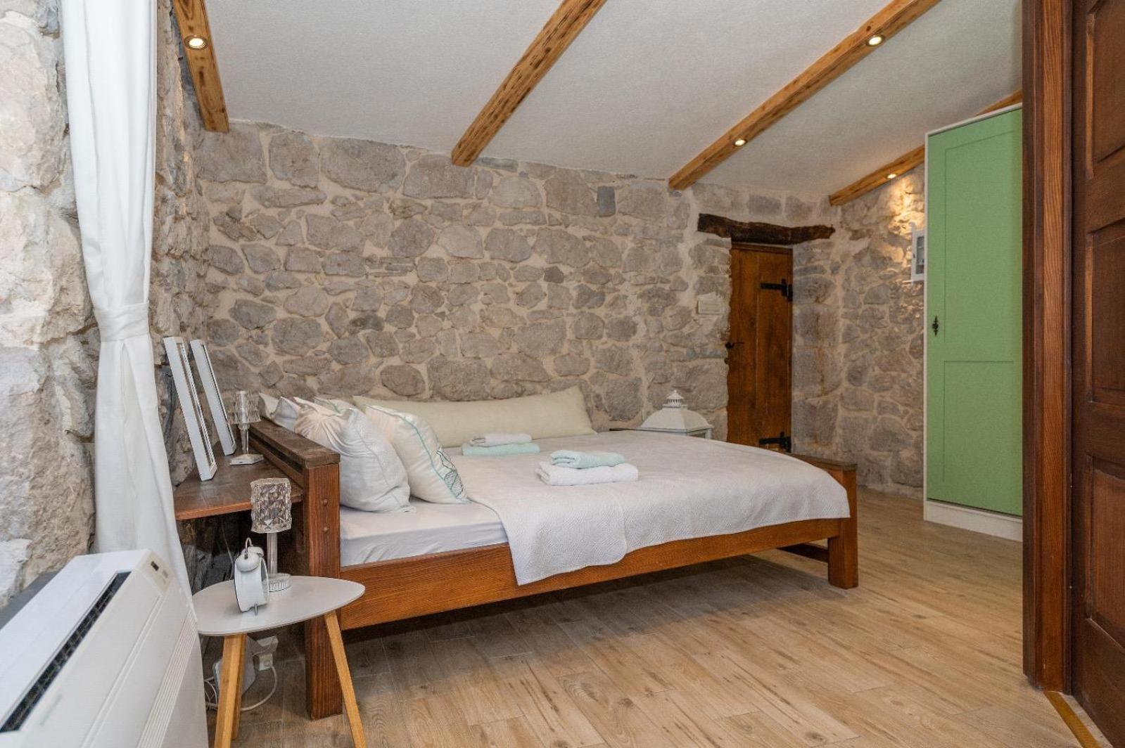 Apartman Lidija Makarska Luaran gambar